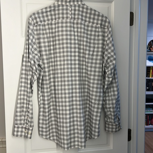 EUC Banana Republic plaid shirt. Men’s Large - Picture 6 of 9